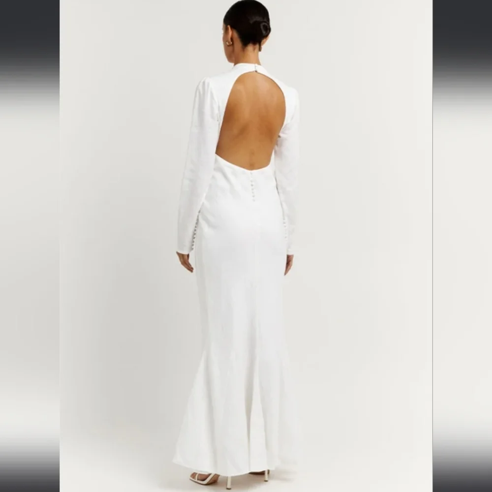 Dissh  Aisle Elegant Linen White Long Sleeve Maxi Dress - Picture 2 of 4